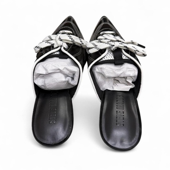 Steve Madden Black Pointed Kirby Mule Heels with White Lace Detail - Picture 5 of 7